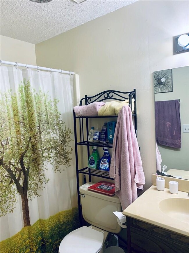 909 NW A St, Bentonville, AR 72712 - photo 7