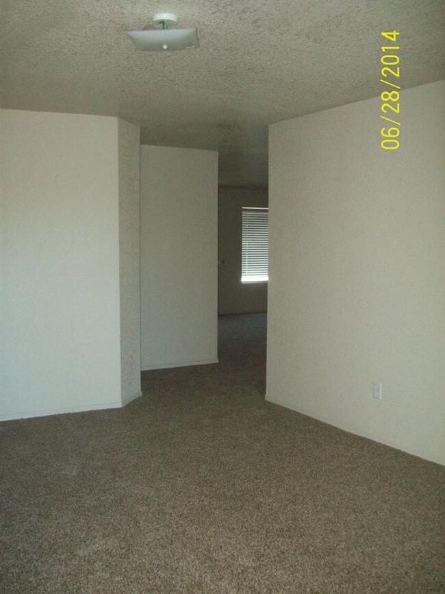 6385 E 45th St, Yuma, AZ 85365 - photo 3