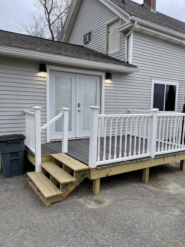 pics_Page_16_Image_0001