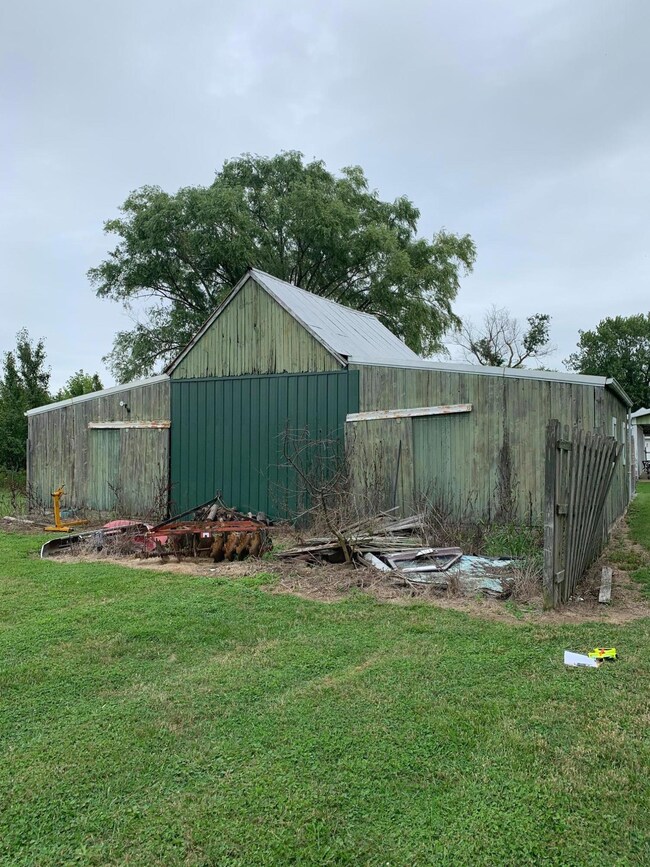 2070 Bowman Rd, Lima, OH 45804 - photo 5