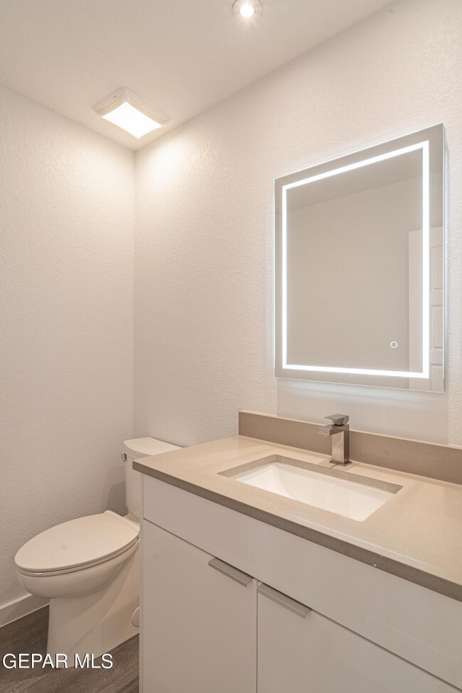 11212 Leo Collins Dr, El Paso, TX 79936 - photo 6