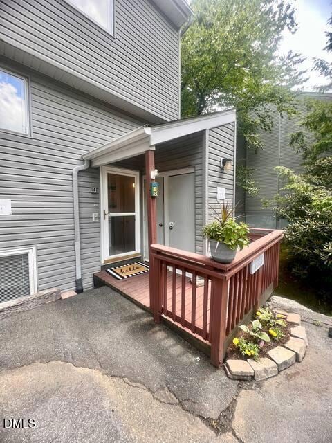 1040 Sugar Mountain Dr unit B-14, Sugar Mountain, NC 28604 - photo 2