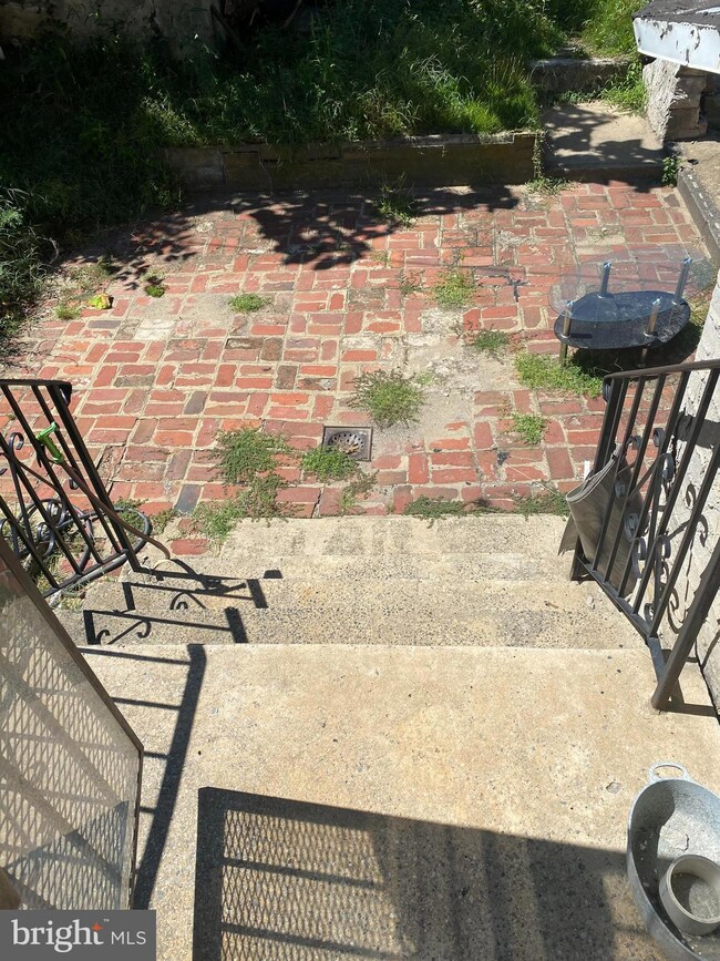 917 S 5th St, Camden, NJ 08103 - photo 7