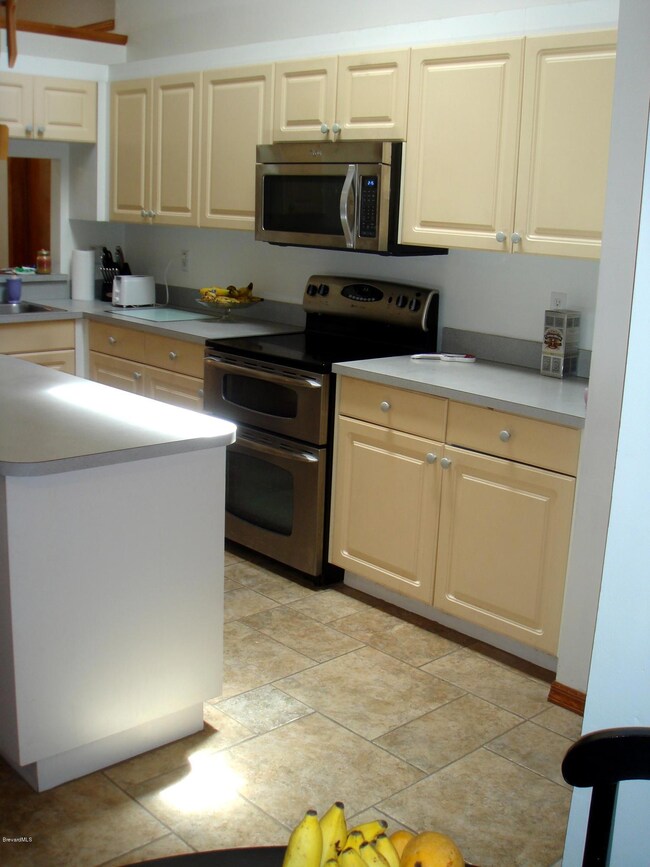 Areca Kitchen NEW