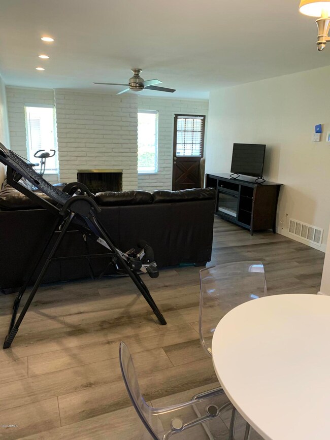 unlisted-address, Tempe, AZ 85282 - photo 3