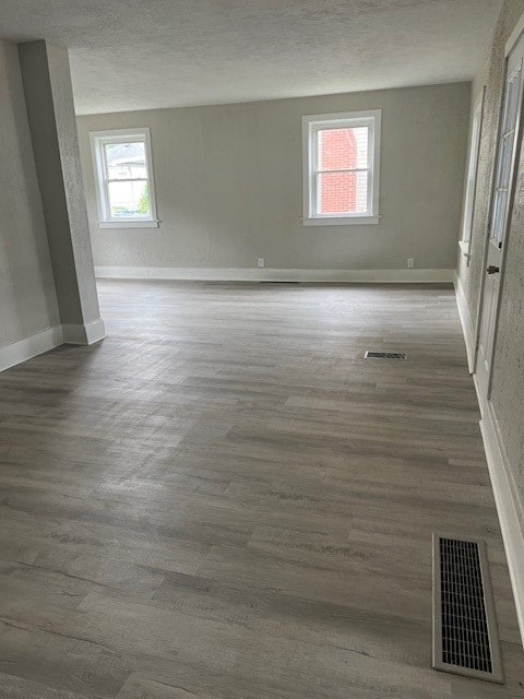 ADDITIONAL VIEW OF LIVINGROOM