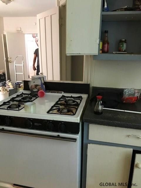 415 First St unit 2nd floor, Albany, NY 12203 - photo 5