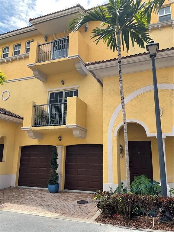 2508 SW 14th Ave, Fort Lauderdale, FL 33315 - photo 2