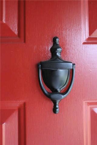 Attention to details welcomes you at the door.