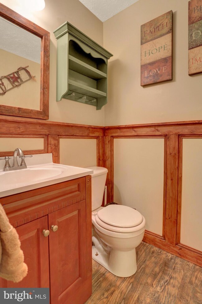 7784 Moonfall Ct, Pasadena, MD 21122 - photo 6