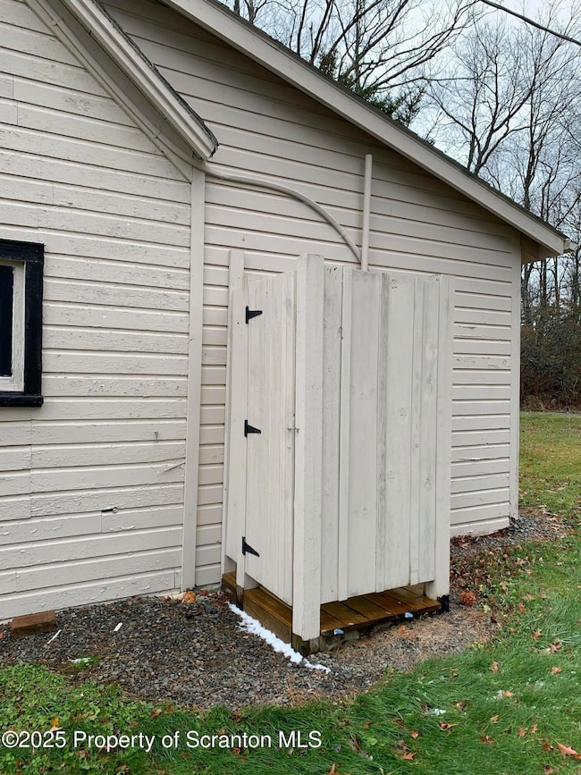 335 S Shore Dr, Thompson, PA 18465 - photo 5