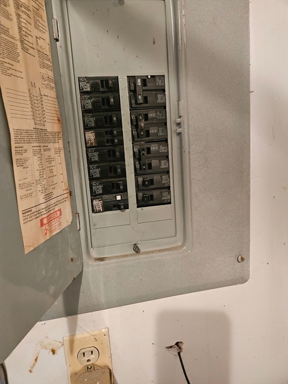 490 School St unit 2, Lowell, MA 01851 - photo 5