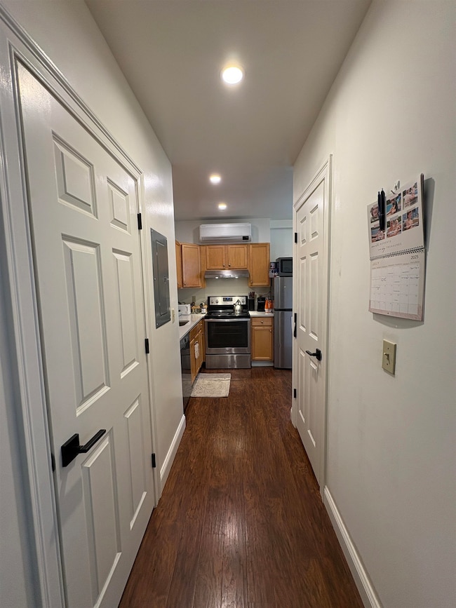 11-U Fletcher Place unit Upper, Burlington, VT 05401 - photo 5