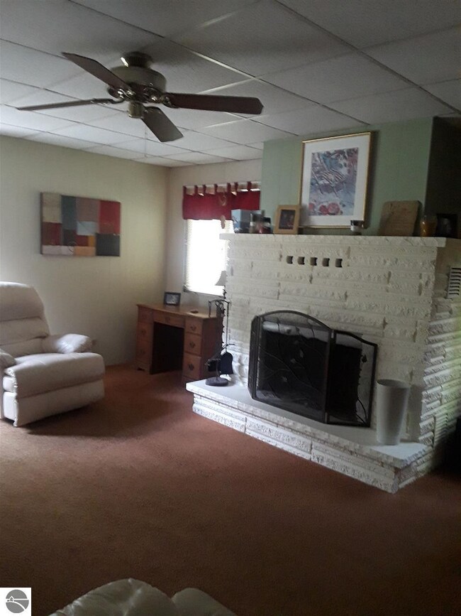 1018 S 5th St, Au Gres, MI 48703 - photo 7