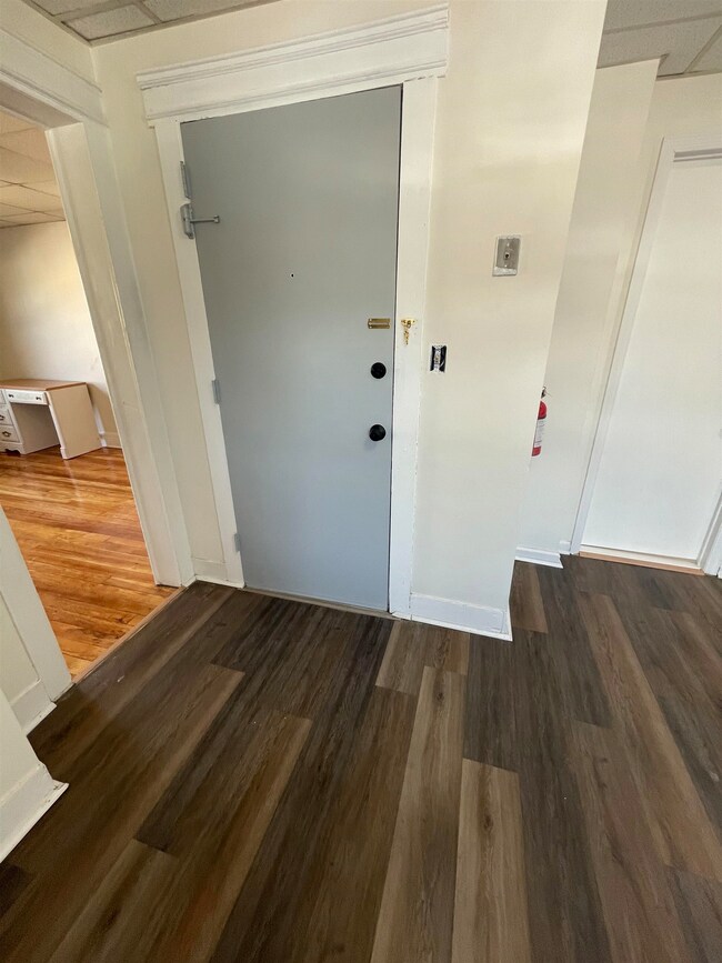 299 Maple St unit 3, Kearny, NJ 07032 - photo 4