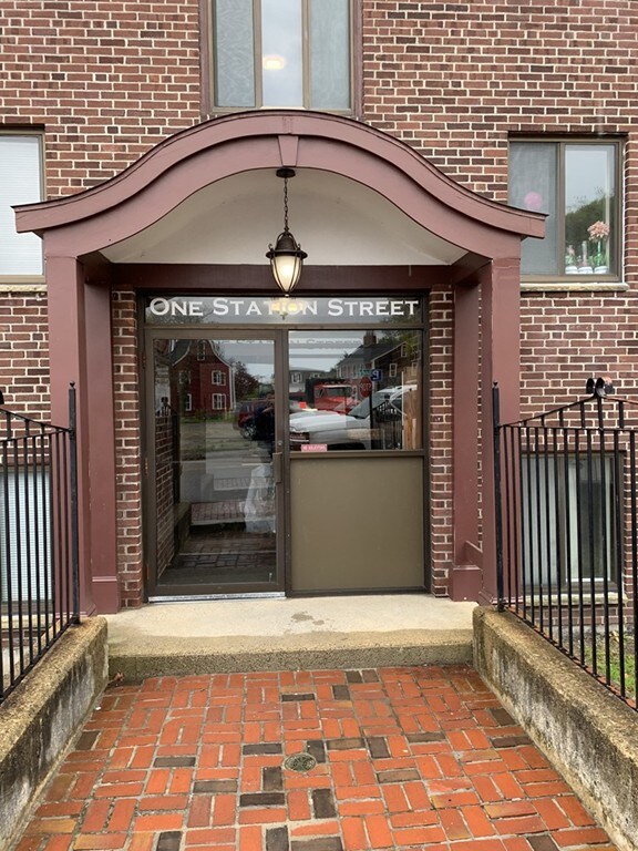 1 Station St unit 201, Hingham, MA 02043 - photo 7