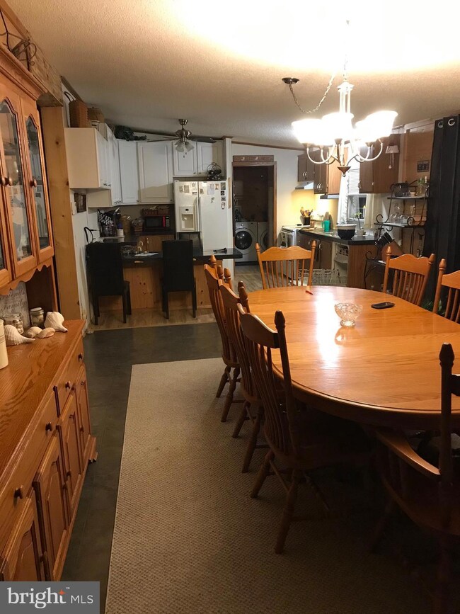 5445 Virginia Line Rd, Berkeley Springs, WV 25411 - photo 7