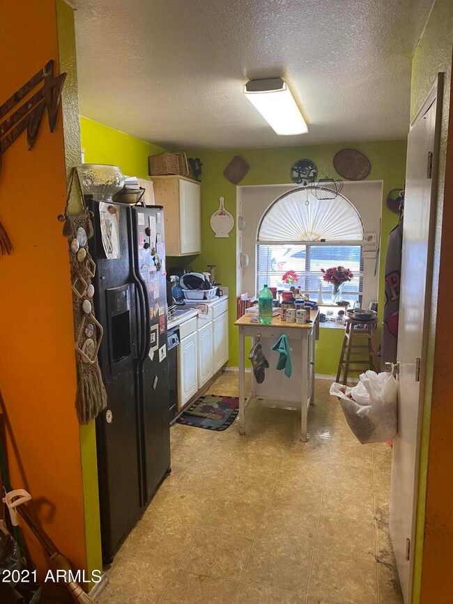 8812 W Amelia Ave, Phoenix, AZ 85037 - photo 4