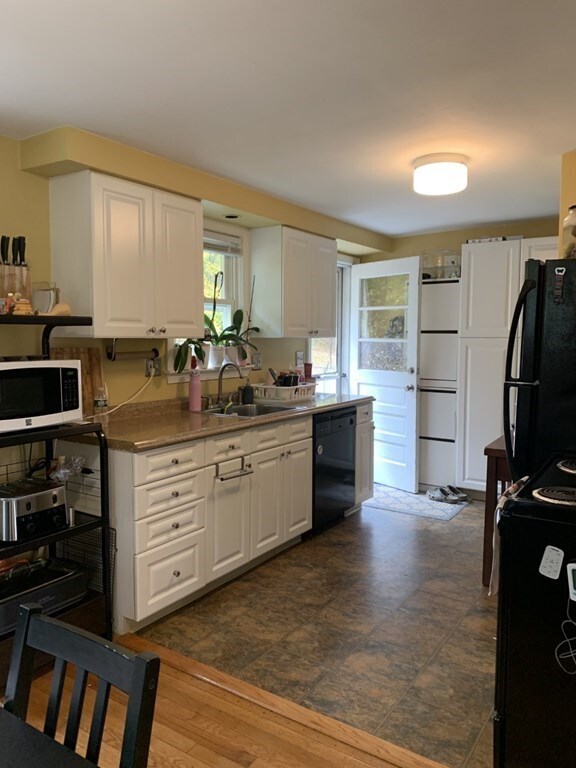 34 Charles Rd unit 34, Winchester, MA 01890 - photo 4