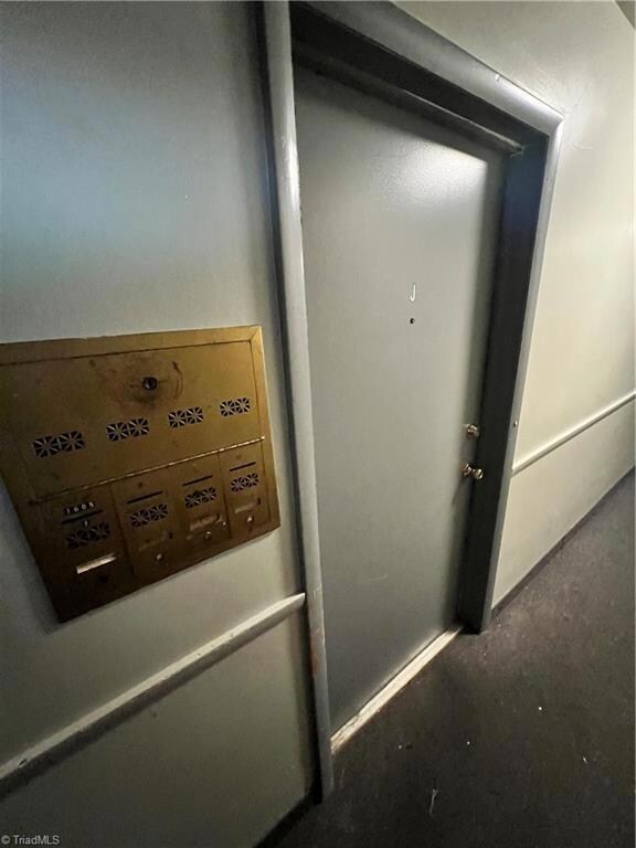 1608 W Northwest Blvd unit J, Winston Salem, NC 27104 - photo 3