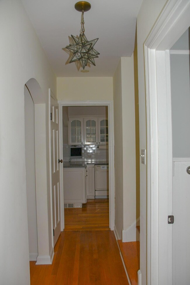 1927 Glenn Ave, Columbus, OH 43212 - photo 7