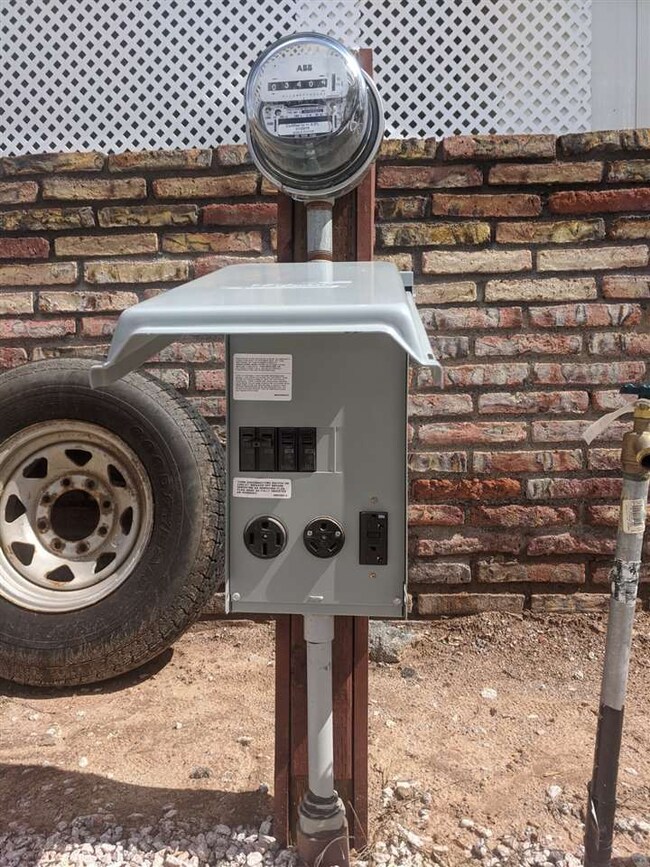 13115 E 40th Dr, Yuma, AZ 85367 - photo 7