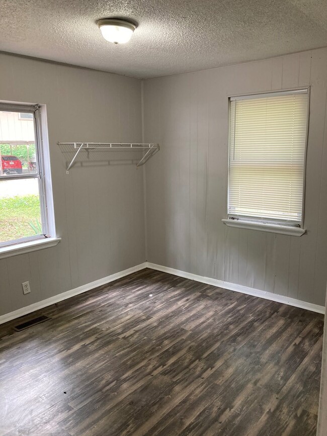 3001 Henderson Ave NW, Cleveland, TN 37312 - photo 4