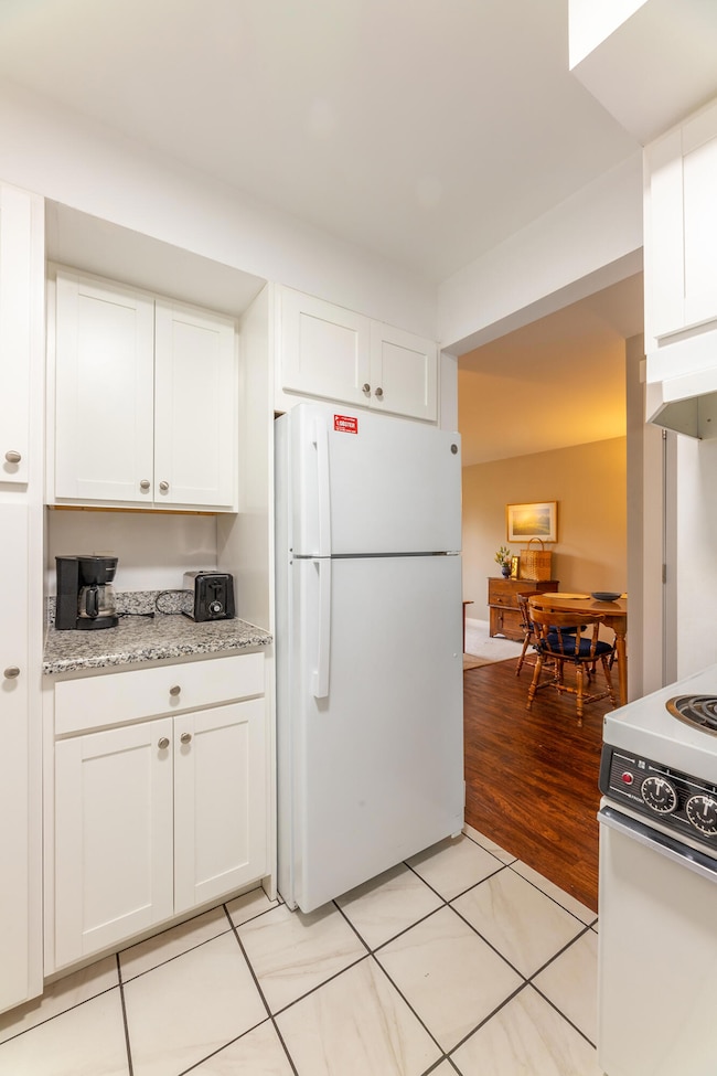 110 Mechanic St unit 3, Camden, ME 04843 - photo 4