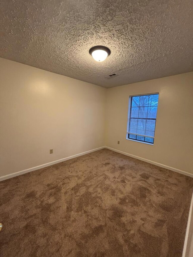 220 Dogwood Pointe Dr, McMinnville, TN 37110 - photo 7