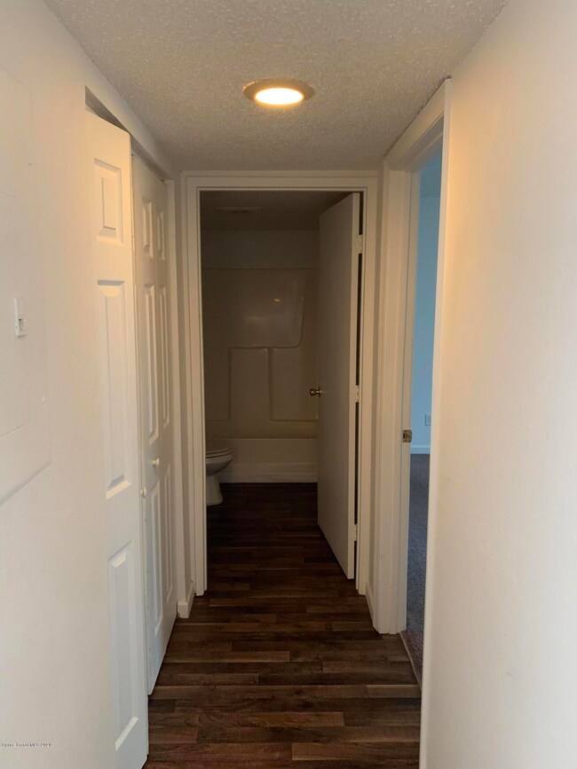 hall to bathroom