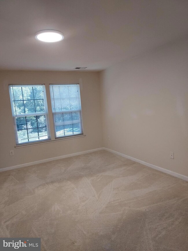 12000 Roy Hobbs Place, Waldorf, MD 20602 - photo 7