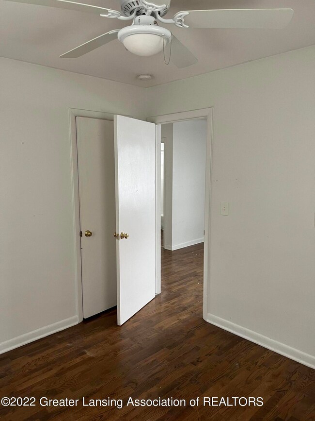 839 & 841 Mel Ave, Lansing, MI 48911 - photo 7