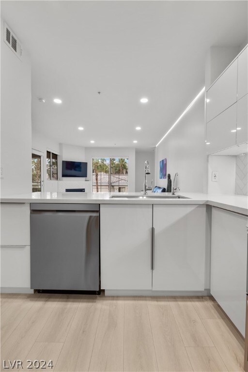 7107 S Durango Dr unit 203, Las Vegas, NV 89113 - photo 6