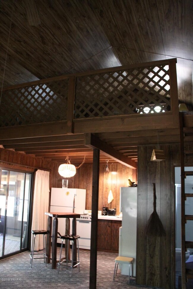 8920 S Hayes Rd, Baldwin, MI 49304 - photo 7