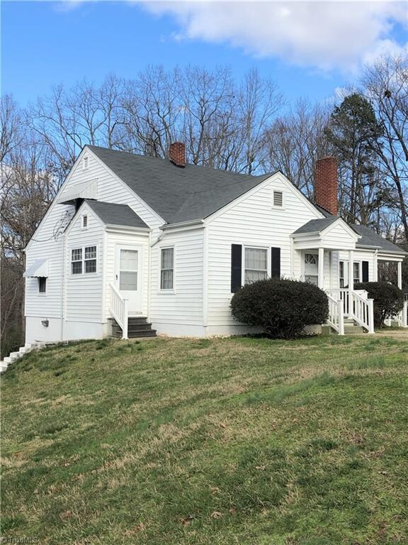 1522 Sunset Dr, Asheboro, NC 27205 - photo 2