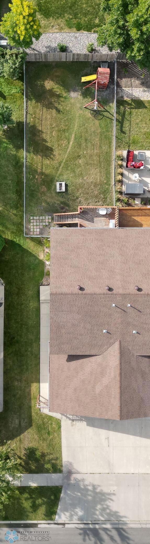 3332 30th Ave S, Fargo, ND 58103 - photo 5