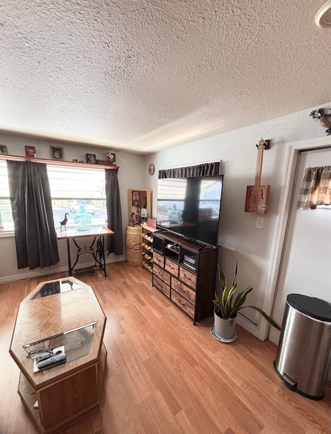 981 Ulmer Rd unit 73, Frostproof, FL 33843 - photo 7