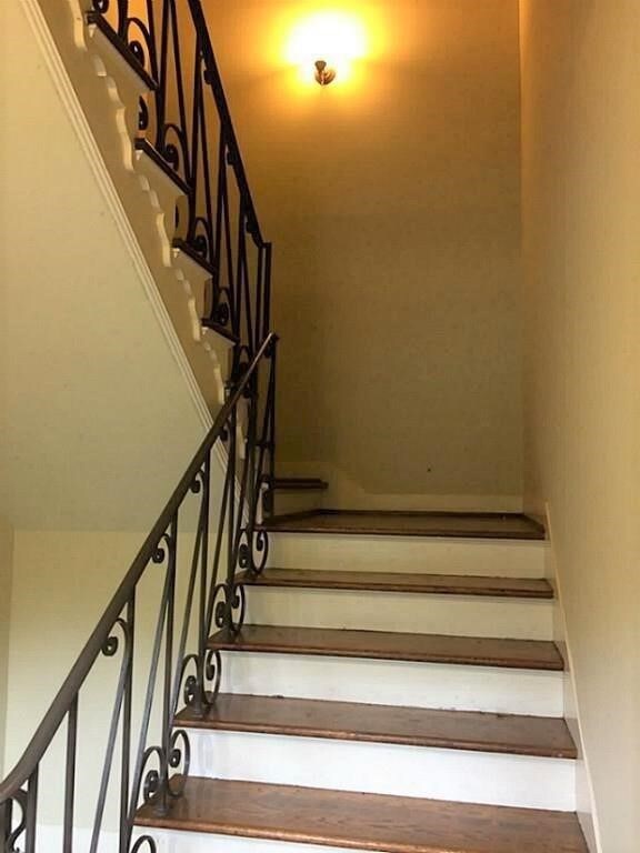 Stairway leading to Unit C
