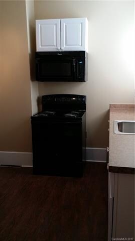 228 W Broad St, Statesville, NC 28677 - photo 7