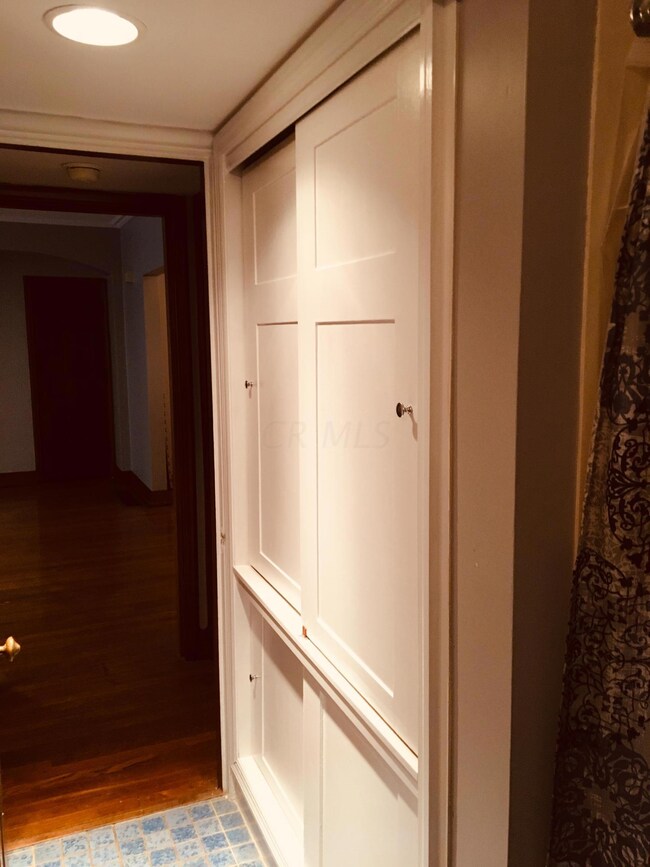 33 Auburn Ave, Columbus, OH 43205 - photo 6