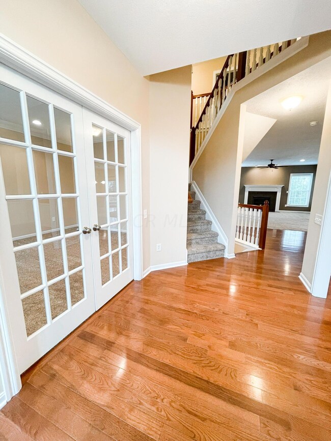 9840 Macdonald Dr, Dublin, OH 43017 - photo 3