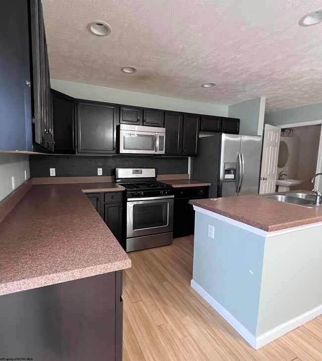 165 Mikayla St, Reedsville, WV 26547 - photo 2