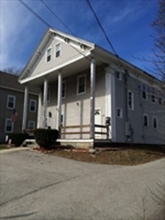 23 Douglas St, Uxbridge, MA 01569 - photo 2