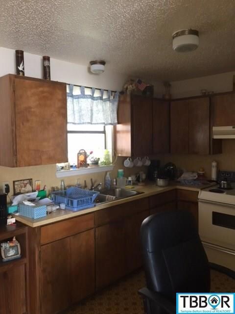 220 Goates Rd, Troy, TX 76579 - photo 4