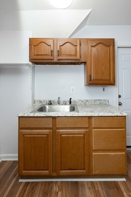 28 Harlem St unit 1, Worcester, MA 01610 - photo 5