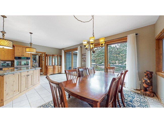 Eat-in kitchen/dining