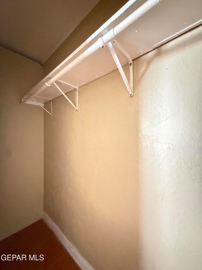 2825 Grant unit 13, El Paso, TX 79930 - photo 7