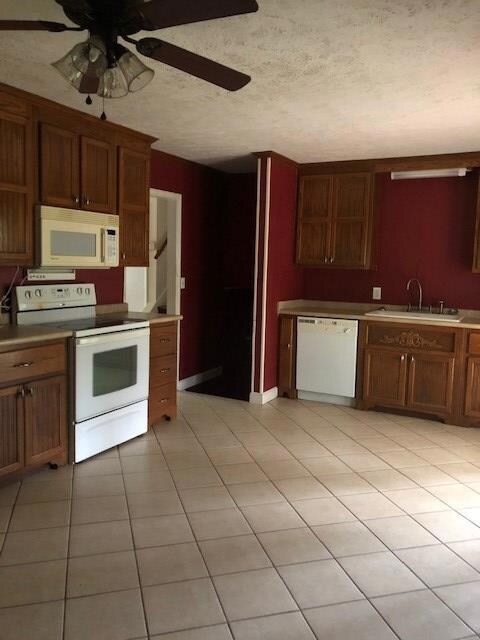 Spacious Kitchen