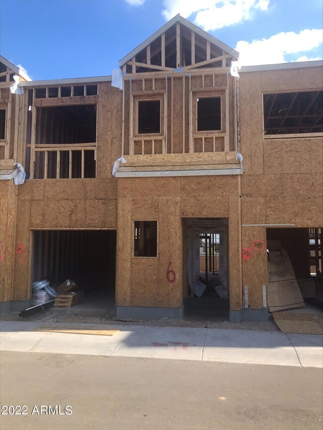 Lot 6 Front