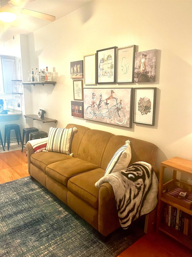 422 Bloomfield St unit 1R, Hoboken, NJ 07030 - photo 3